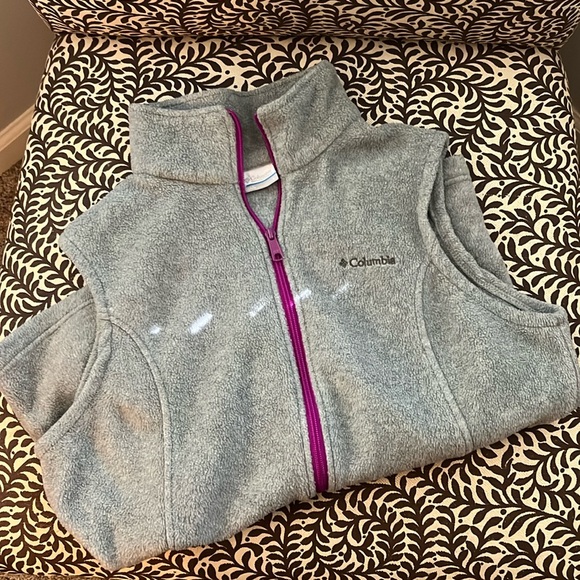 Columbia Women’s Fleece Vest - Picture 1 of 3